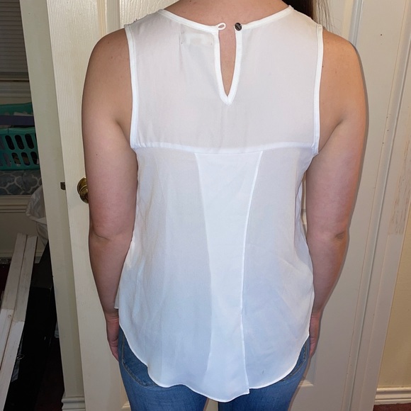 Embroidered Tank - Picture 3 of 4